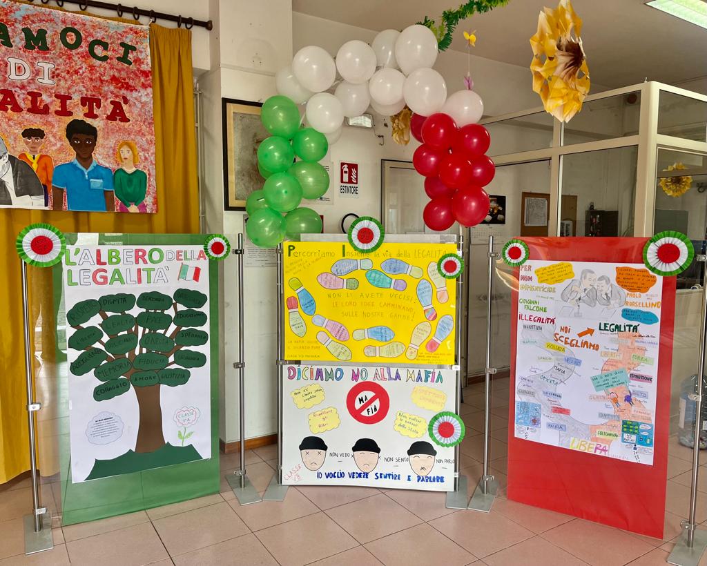COLORIAMOCI DI LEGALITA’! Lavori realizzati in occasione della commemorazione della strage di Capaci